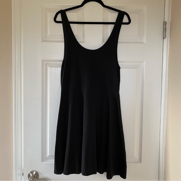 Cotton On Simple Black Midi Dress - Picture 10 of 10